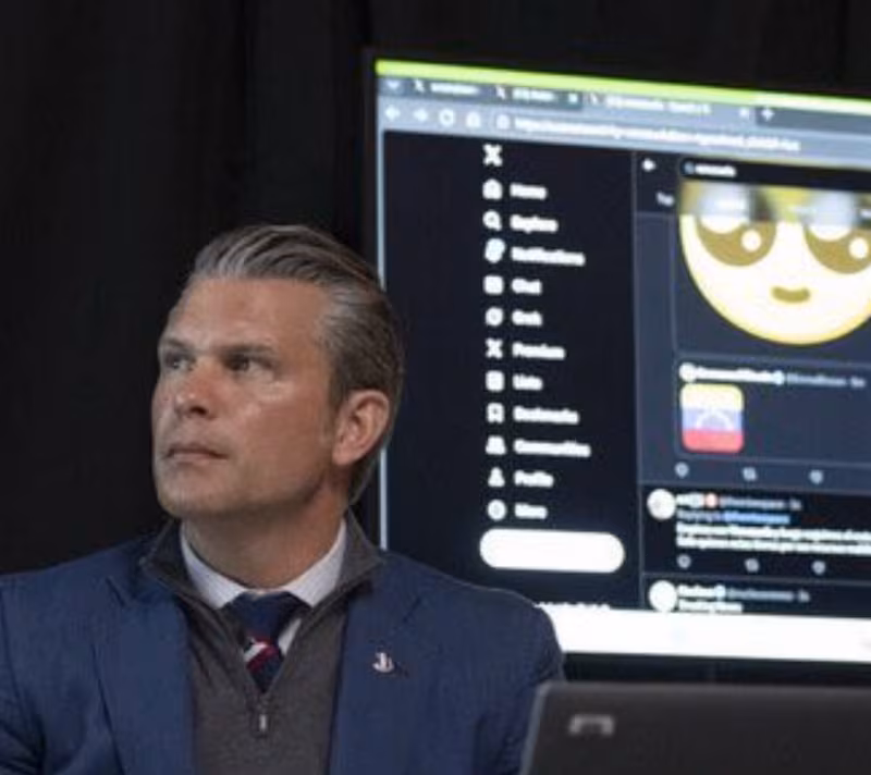 Venezuela war room X screen