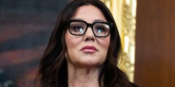 Married Trump Cabinet Member Accused of Sex With Bodyguard