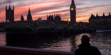 U.K. lawsuit seeks ban on smartphones in schools to protect children