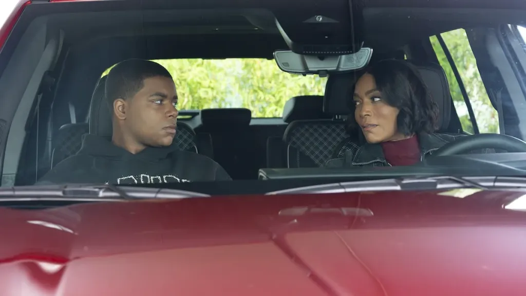 911-elijah-m-cooper-angela-bassett-disney