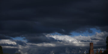 Coldest Washington day in months precedes predicted snow