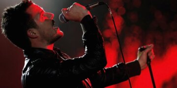 5 Iconic Alt-Rock Album Openers of the 2000s