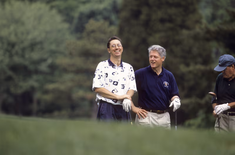 Golf: Sports Illustrated writer Rick Reilly (L) laughing with United States President Bill Clinton at Congressional CC. Bethesda, MD 5/27/1995 CREDIT: Jacqueline Duvoisin  (Photo by Jacqueline Duvoisin /Sports Illustrated via Getty Images) (Set Number: X48431 TK1 R8 F34 )