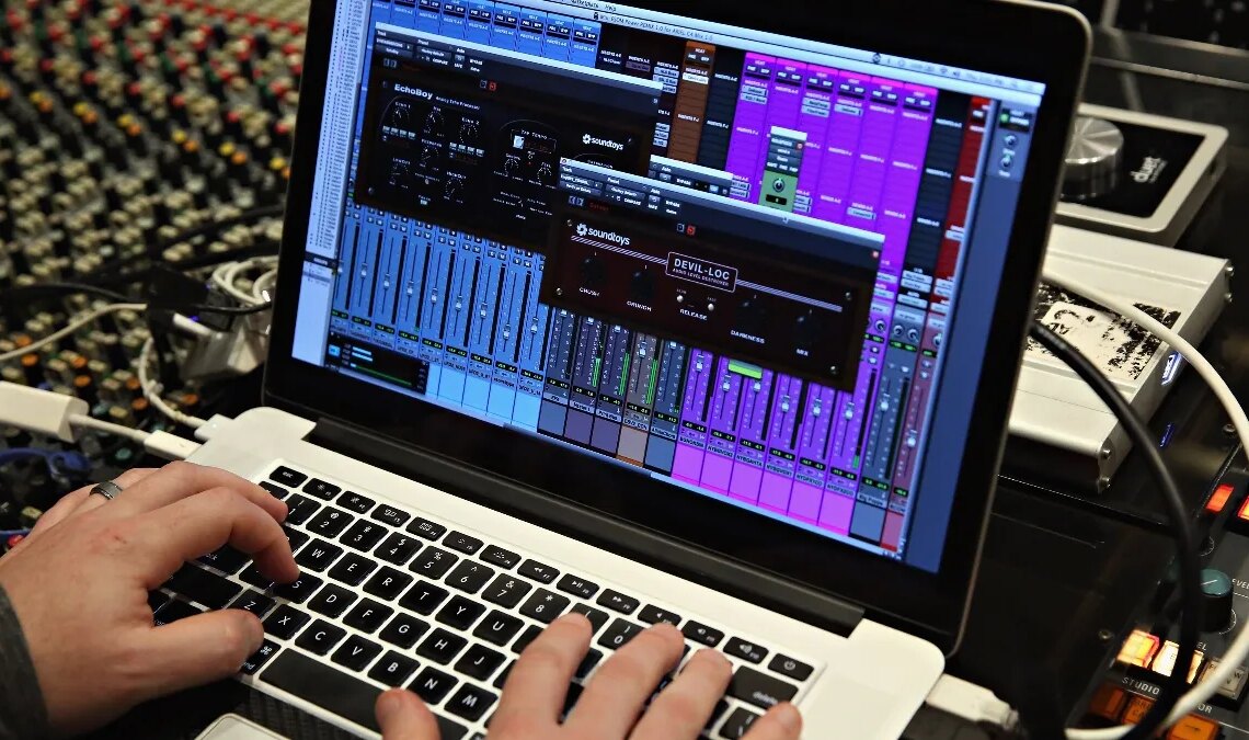 Bandcamp Bans AI From Platform, Emphasizes ‘Human Connection Found Through Music’