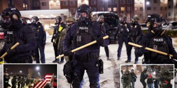 Anti-ICE protesters arrested outside Minnesota hotel as police declare unlawful assembly: ‘No longer peaceful’