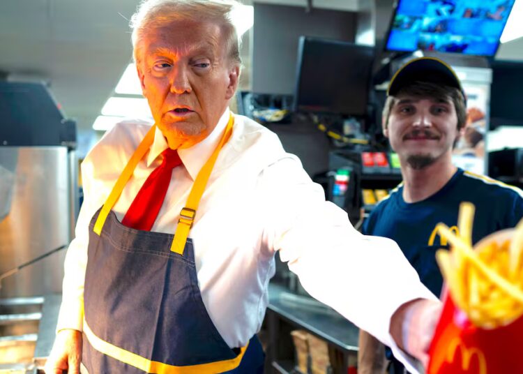 Leavitt Cornered on Trump’s Gross Eating Habits