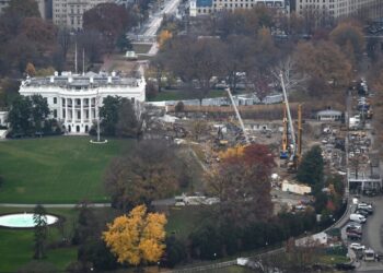 White House lays out nine-week timeline to win approval for Trump’s ballroom