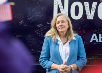 Four U-Va. board members resign as Spanberger takes office in Virignia