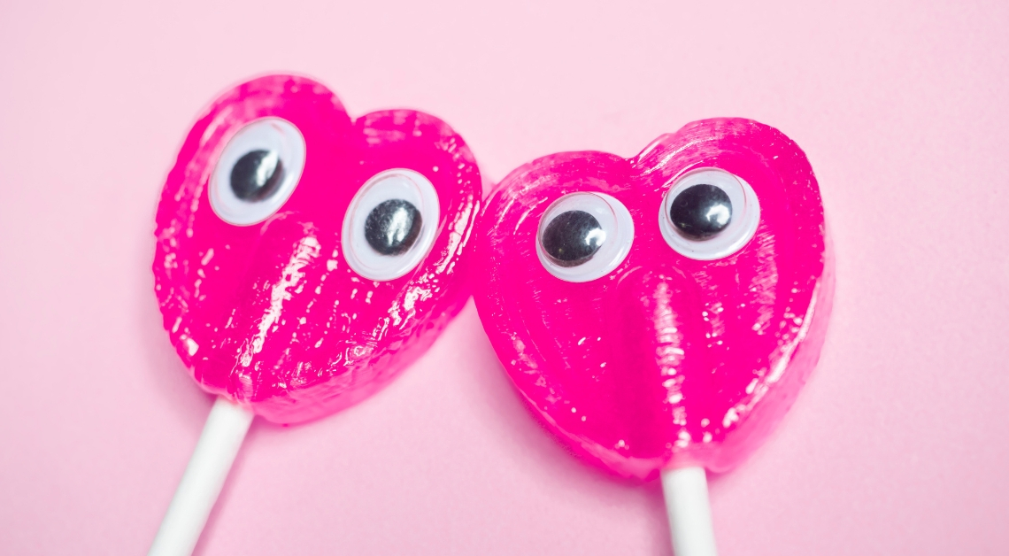 Do Straight Women Have Sexual Fantasies About Other Women?