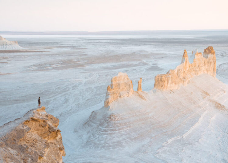 A Silk Road moonscape, with no Americans in sight