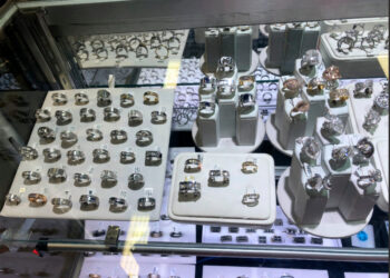 Jewelry heist suspect’s deportation left victims ‘in disbelief,’ lawyer says