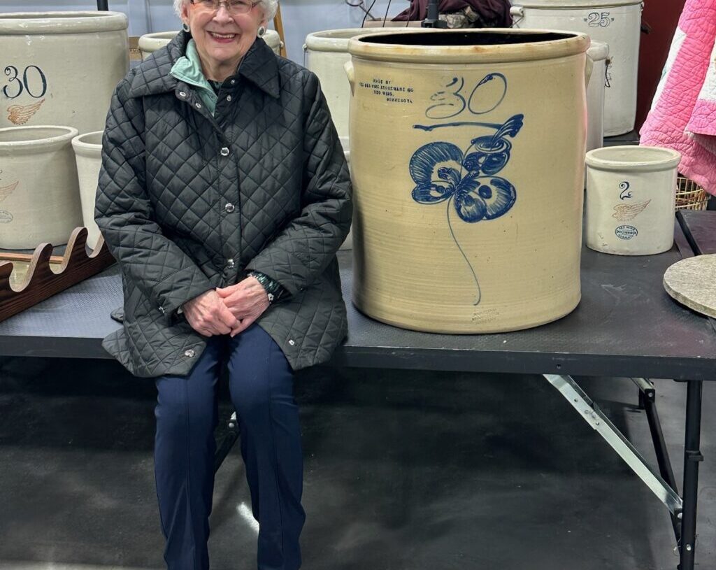 She planned to sell her old pot for $20. It just fetched $32K at auction.