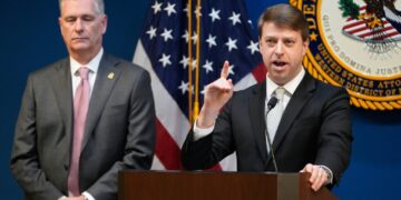 FBI says undercover operation thwarted ISIS-inspired terror attack