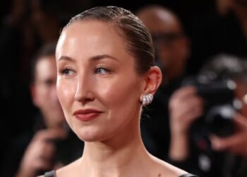 Golden Globes Censor Misses ‘F–k’ in ‘Adolescence’ Star Erin Doherty’s Acceptance Speech