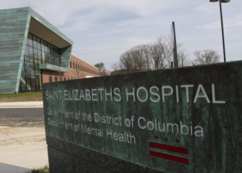 D.C. psychiatric hospital accused of compromising safety, security