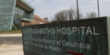 D.C. psychiatric hospital accused of compromising safety, security