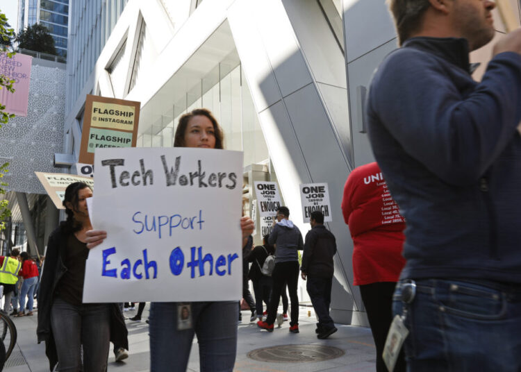 Tech workers ask their bosses to lobby Trump over ICE crackdowns