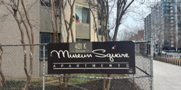 Seniors in 10-story building face sixth week without working elevator