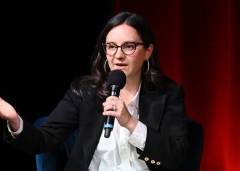 MAGA-Curious CBS Boss Sharpens Knife for Morning Show Legend