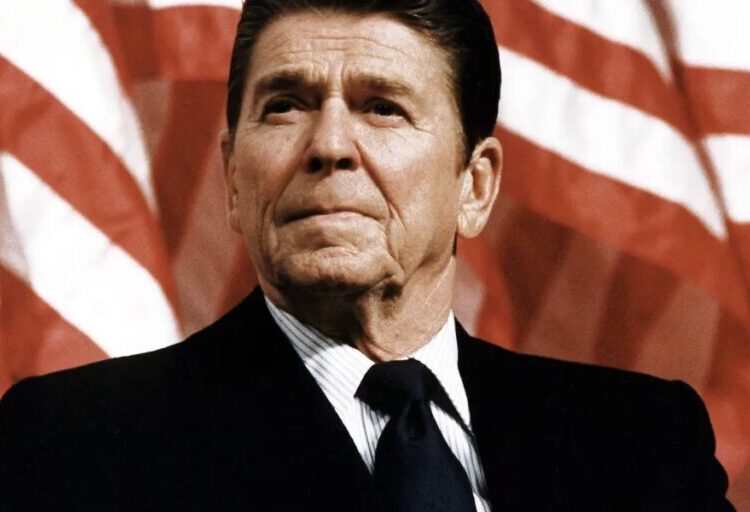 How the middle class was hollowed out from 1979 to 2022, according to new federal data