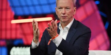 Google ex-CEO Eric Schmidt jumps into the AI data center business with a failed, 150-year-old Texas railroad turned oil giant
