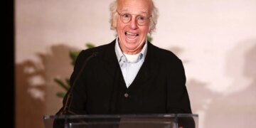 Larry David Quit His Job at ‘SNL’ and Pretended He Didn’t, Just Like George Costanza on ‘Seinfeld’
