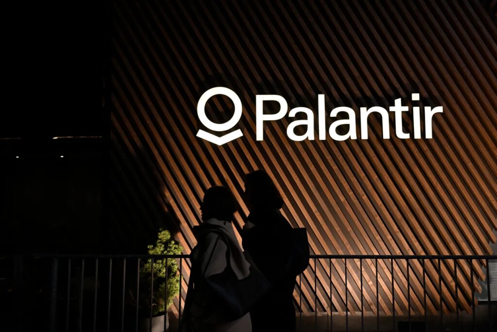 Palantir Defends Work With ICE to Staff Following Killing of Alex Pretti
