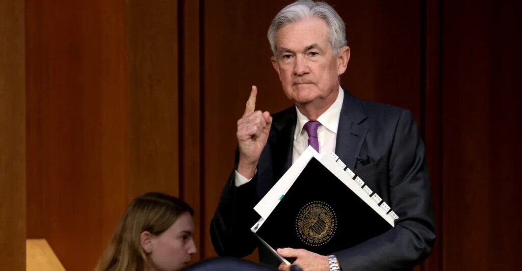 The enormous stakes of Donald Trump’s fight with Jerome Powell