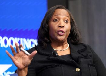 Supreme Court appears likely to allow Lisa Cook to remain on Fed board