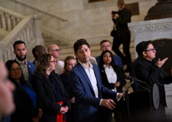 After ICE shooting, Minneapolis mayor emerges with blunt rebuke of Trump