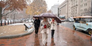 It was a midwinter day, of snowflakes, chill and even sunshine