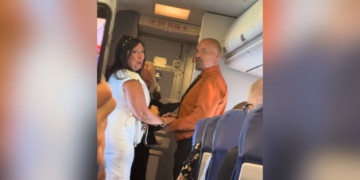 How a Mid-Flight Wedding Left Passengers Unable to Stand or Use the Bathroom