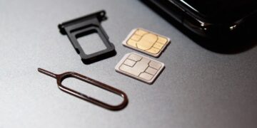 I Switched to eSIM, and I Am Full of Regret