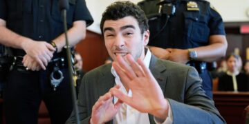 Bonkers Scheme to Spring Luigi Mangione From Jail Uncovered