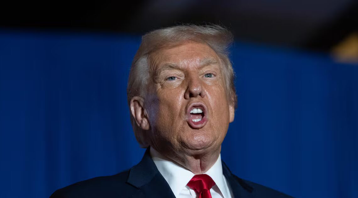 Trump’s New Obsession Freaks Out Top Aides Fearing Midterms Doom