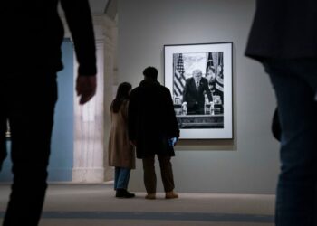Smithsonian removes Trump impeachment text as it swaps his portrait