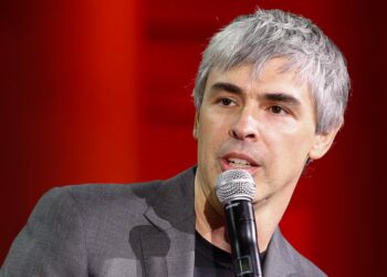 Paper Uses X-Rated Photo of Tech Billionaire’s New Home