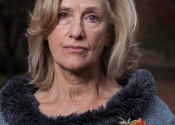 The retired peace professor who brought her protest to Stephen Miller’s home