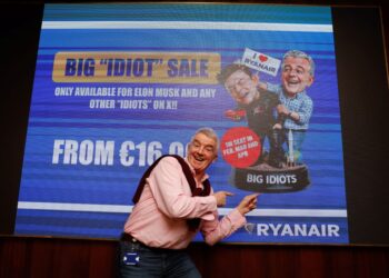 Elon Musk’s latest feud is a mudslinging match with a budget airline