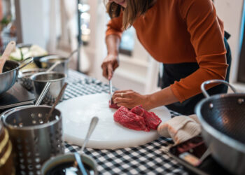 Can eating meat increase your UTI risk? What experts want you to know.