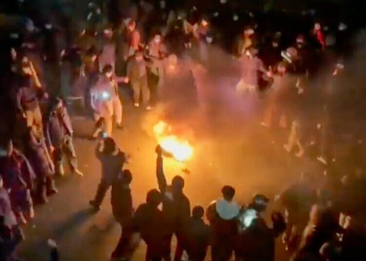 Battles Over Truth Rage Online Amid Iran’s Internet Blackout