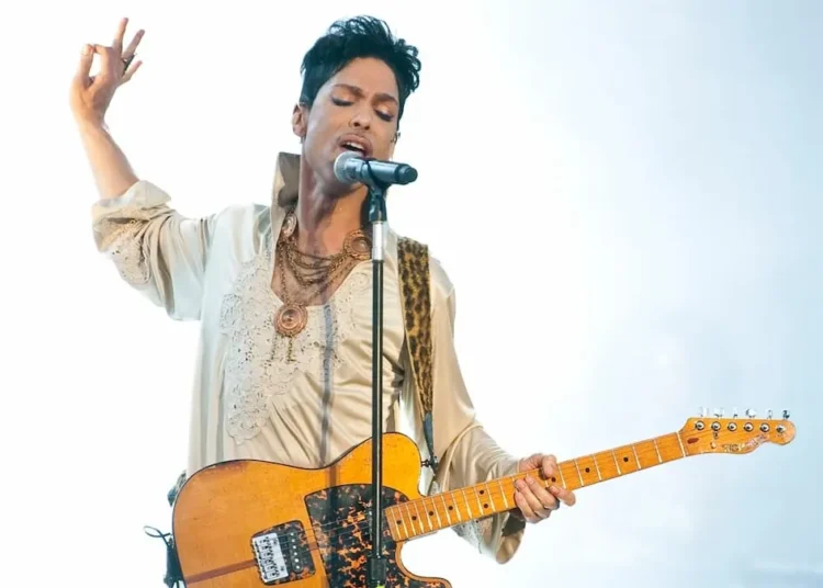 ‘If I Knew the Things I Know Now Before, I Wouldn’t Be in the Music Industry’: Prince on His Strained Relationship With Record Labels