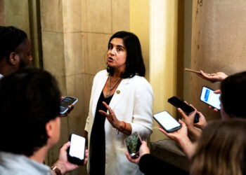 Judge strikes down Republican congressional district in New York