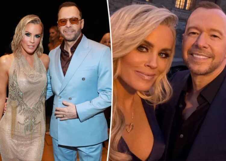 Jenny McCarthy reveals major bedroom ‘challenges’ with husband Donnie Wahlberg