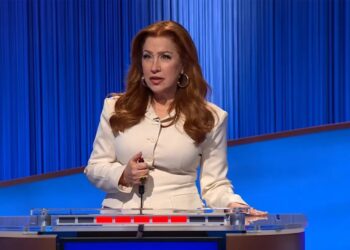 ‘Jeopardy!’ audience stunned as actress Lisa Ann Walter lets curse fly on air