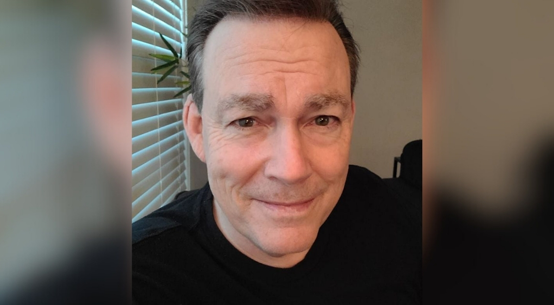 Stand-Up Comedian John Mulrooney Dies at 67