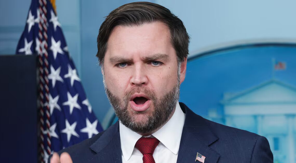 CNN Legal Guru Uses Vance’s Education to Call BS on His ICE Shooting Rant