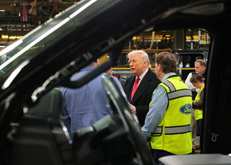 Trump makes obscene gesture, mouths expletive at Detroit factory heckler