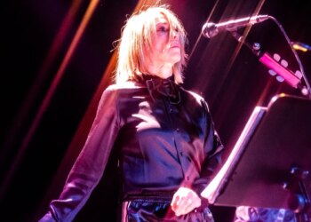 Kim Gordon Revisits ‘Other Voice’ in New Album, ‘Play Me’, Which Focuses on Modern, ‘Offensive’ Digital Themes
