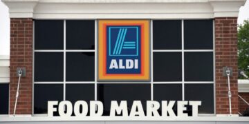 As grocery prices soar, this German grocery chain is conquering America